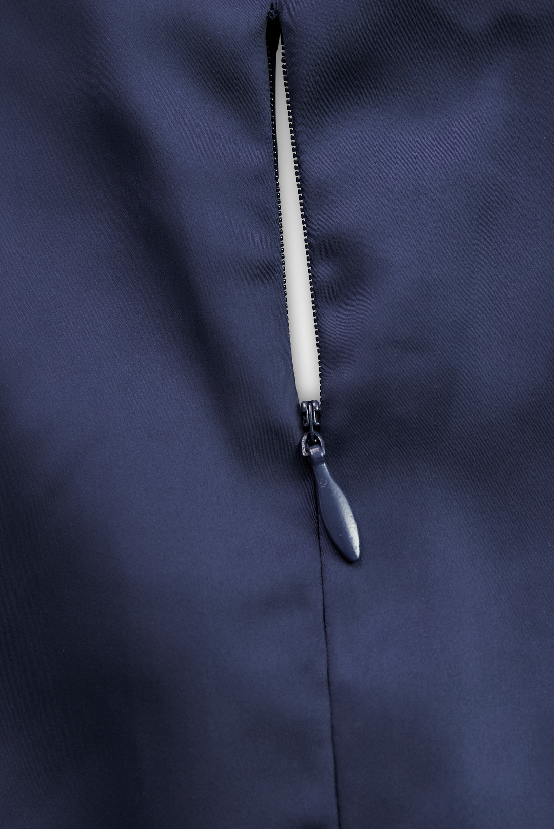 SCARLETT – ELEGANTE SIGNATURE MIDI JURK