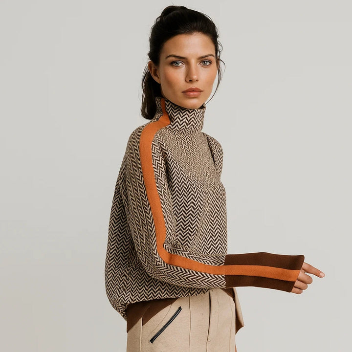 LAUREN – VERFIJNDE CHEVRON-TRUI MET HOGE HALS
