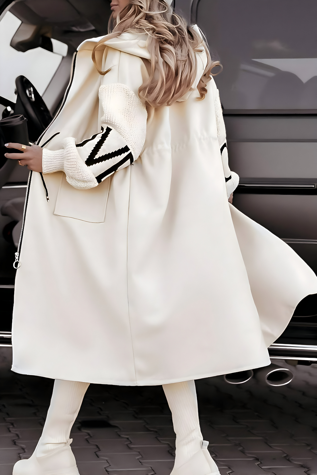 TRINA – LANGE COAT MET CAPUCHON