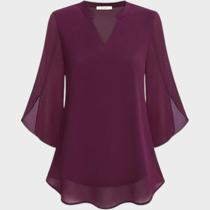 ELENA – ELEGANTE BLOUSE MET V-HALS EN LUCHTIGE UITSTRALING