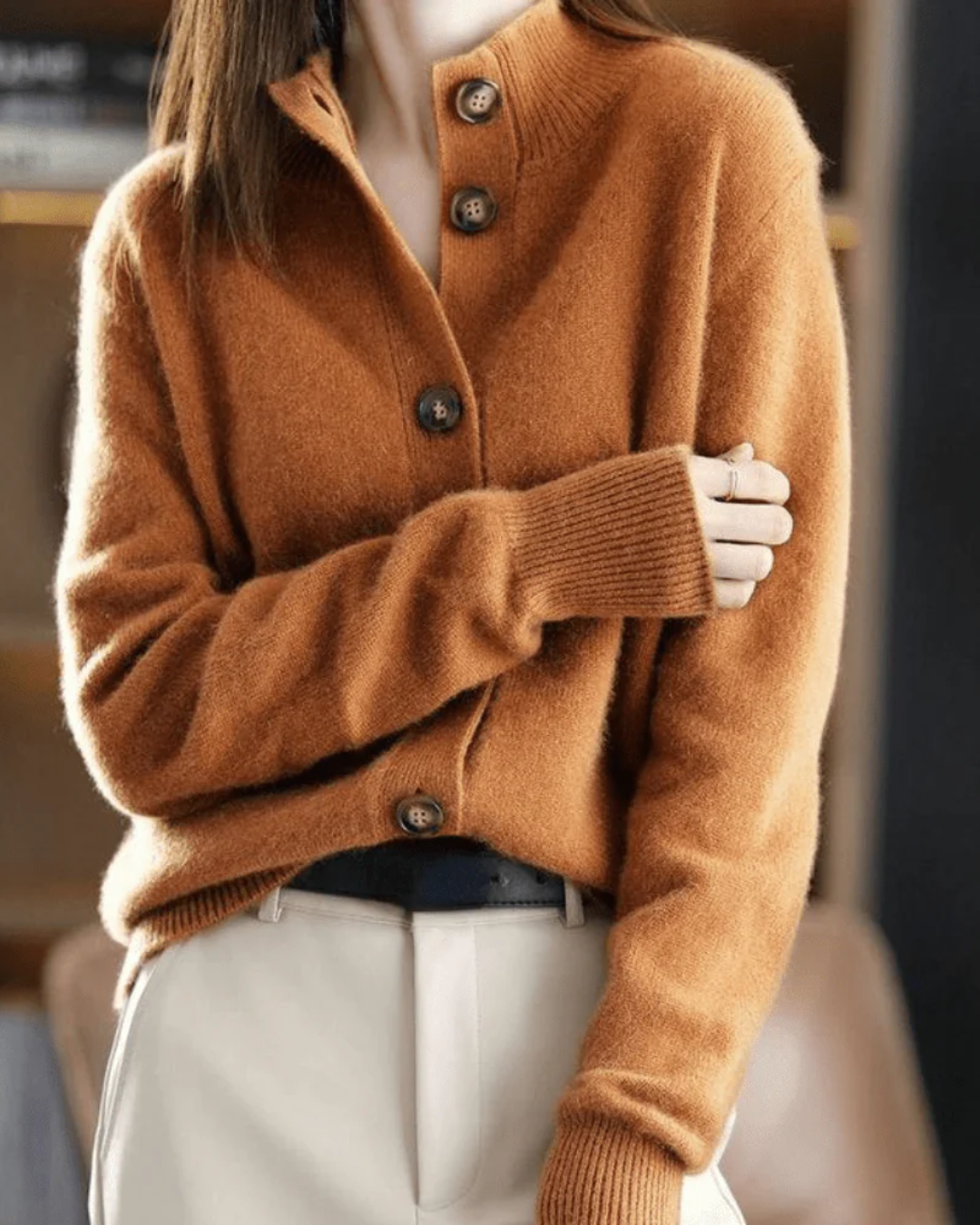 MARISSA – GEZELLIG VEST MET KNOPEN