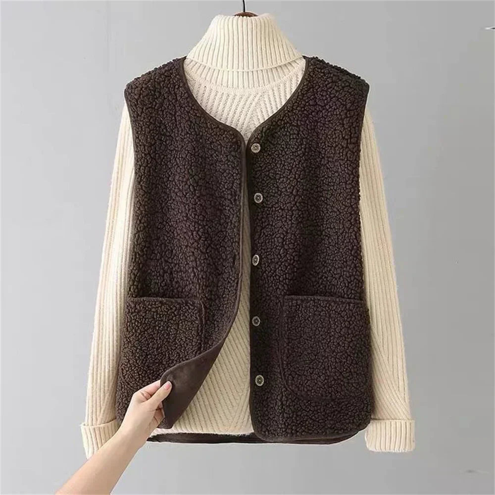 FABIENNE – GEZELLIG BUTTON-UP VEST