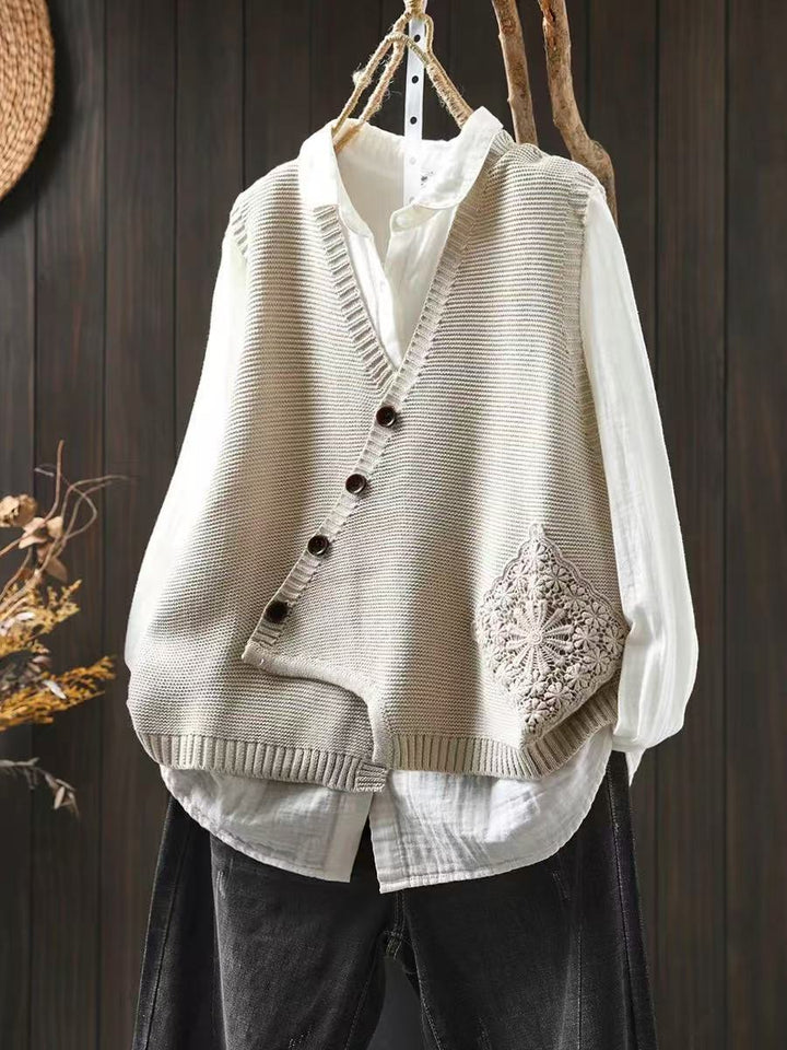 MONIQUE – VINTAGE CHARM BREIVEST