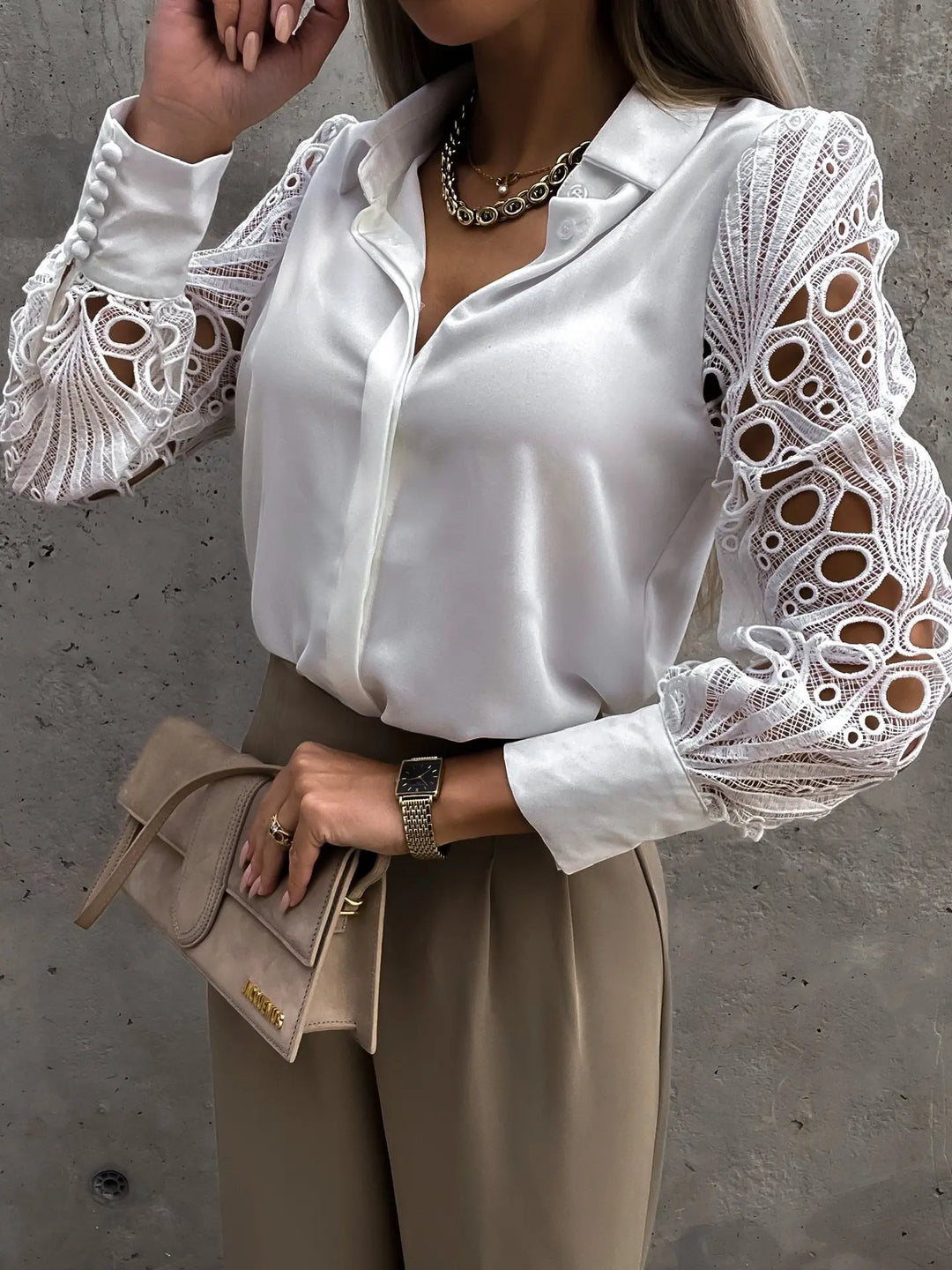 Lily™ | Elegante blouse met verfijnde kanten mouwen