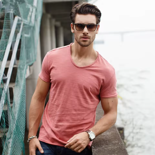 Léon™ | Basic Heren T-Shirt met Diepe V-Hals