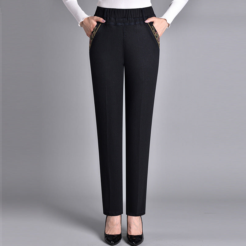 CLARA – KLASSIEKE BROEK MET RECHTE PIJP